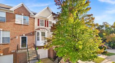43189 RIDERS SQ, BROADLANDS, Virginia 20148, 3 Bedrooms Bedrooms, ,2 BathroomsBathrooms,Residential,For sale,43189 RIDERS SQ,VALO2109168 MLS # VALO2109168