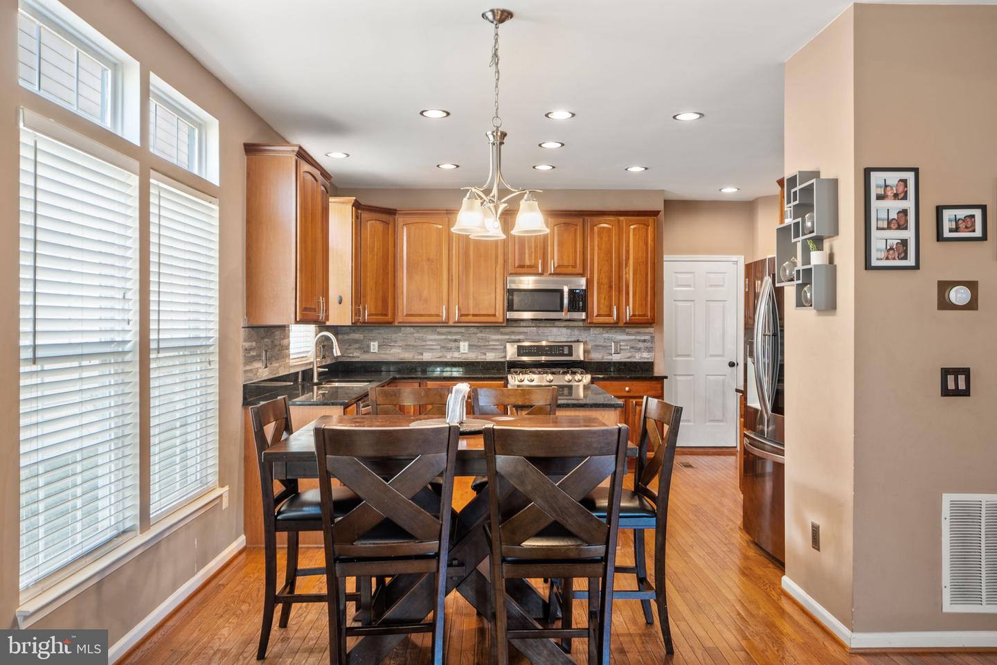 16044 SHERINGHAM WAY, GAINESVILLE, Virginia 20155, 4 Bedrooms Bedrooms, ,3 BathroomsBathrooms,Residential,For sale,16044 SHERINGHAM WAY,VAPW2106276 MLS # VAPW2106276