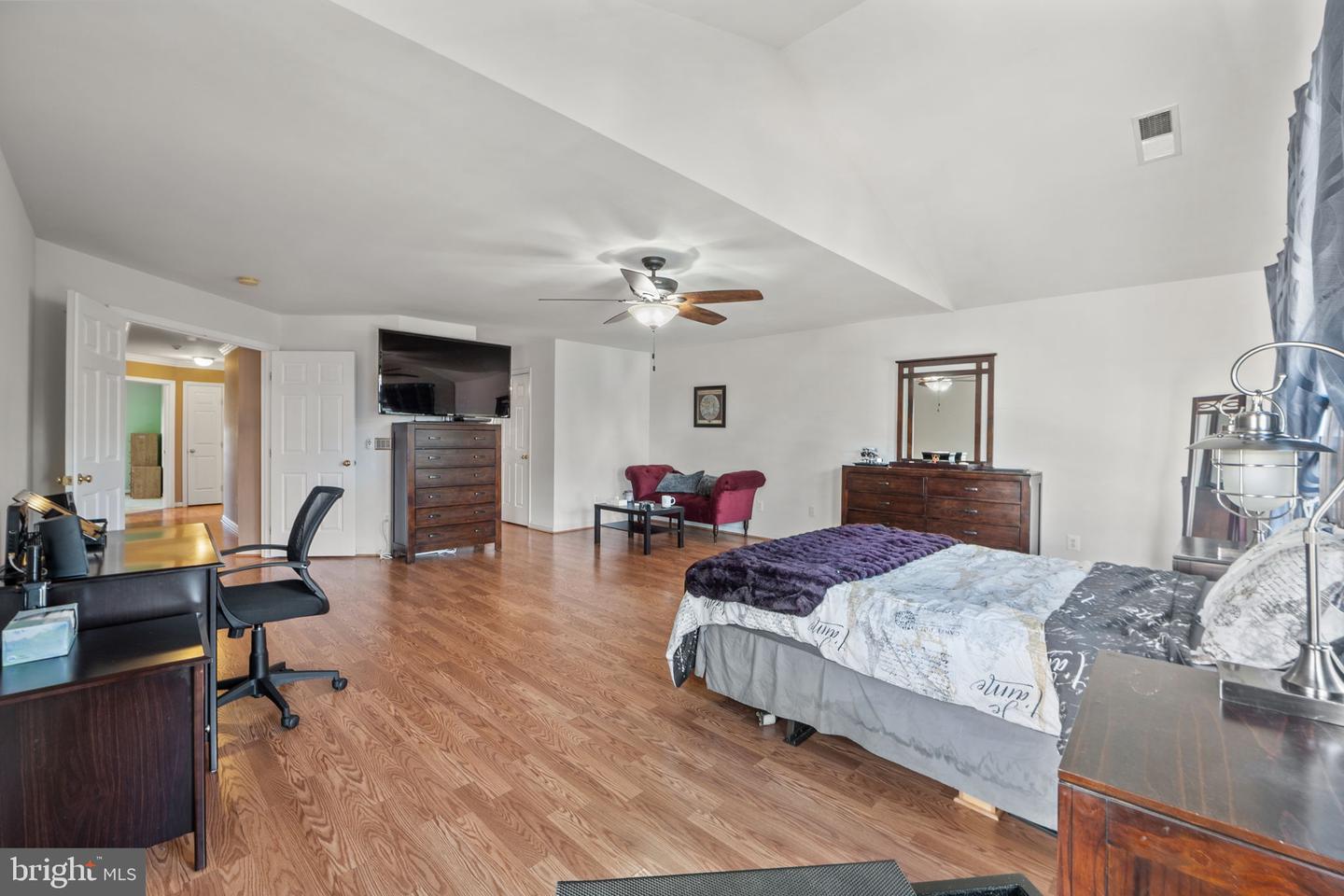 16044 SHERINGHAM WAY, GAINESVILLE, Virginia 20155, 4 Bedrooms Bedrooms, ,3 BathroomsBathrooms,Residential,For sale,16044 SHERINGHAM WAY,VAPW2106276 MLS # VAPW2106276