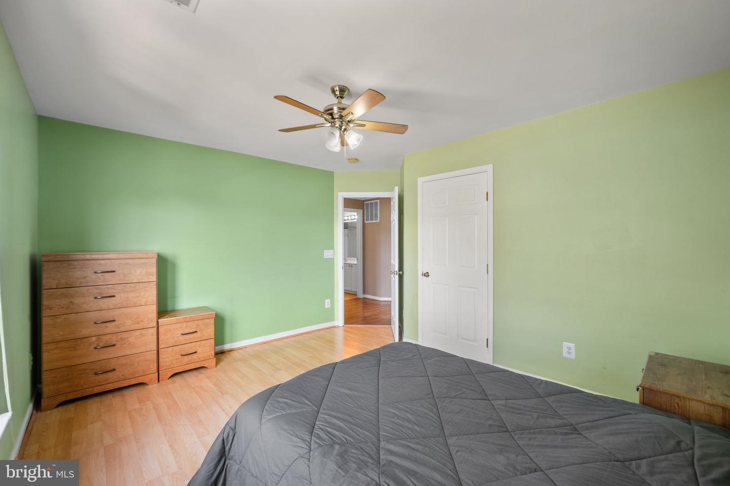 16044 SHERINGHAM WAY, GAINESVILLE, Virginia 20155, 4 Bedrooms Bedrooms, ,3 BathroomsBathrooms,Residential,For sale,16044 SHERINGHAM WAY,VAPW2106276 MLS # VAPW2106276