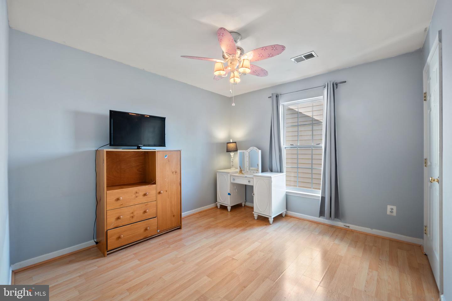 16044 SHERINGHAM WAY, GAINESVILLE, Virginia 20155, 4 Bedrooms Bedrooms, ,3 BathroomsBathrooms,Residential,For sale,16044 SHERINGHAM WAY,VAPW2106276 MLS # VAPW2106276