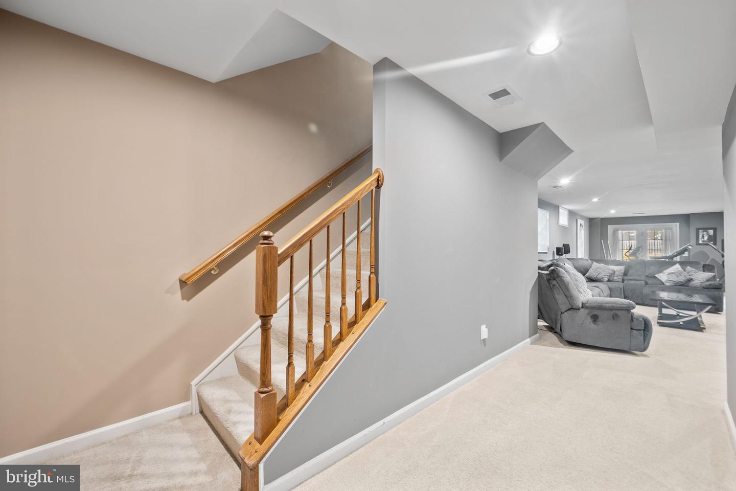 16044 SHERINGHAM WAY, GAINESVILLE, Virginia 20155, 4 Bedrooms Bedrooms, ,3 BathroomsBathrooms,Residential,For sale,16044 SHERINGHAM WAY,VAPW2106276 MLS # VAPW2106276