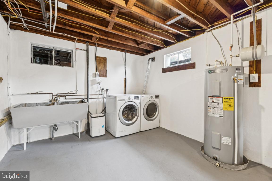 1037 JULIAN DR, FREDERICKSBURG, Virginia 22405, 3 Bedrooms Bedrooms, ,1 BathroomBathrooms,Residential,For sale,1037 JULIAN DR,VAST2043602 MLS # VAST2043602 1037 JULIAN DR, FREDERICKSBURG, Virginia 22405, 3 Bedrooms Bedrooms, ,1 BathroomBathrooms,Residential,For sale,1037 JULIAN DR,VAST2043602 MLS # VAST2043602