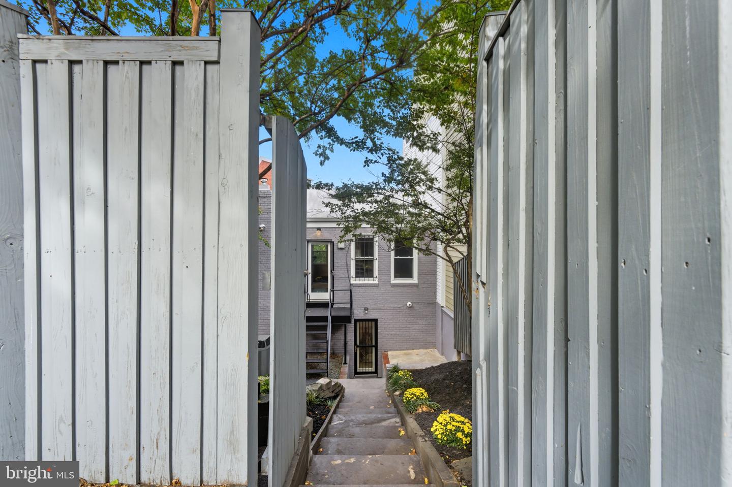 1434 OAK ST NW, WASHINGTON, District Of Columbia 20010, 2 Bedrooms Bedrooms, ,1 BathroomBathrooms,Residential,For sale,1434 OAK ST NW,DCDC2227668 MLS # DCDC2227668