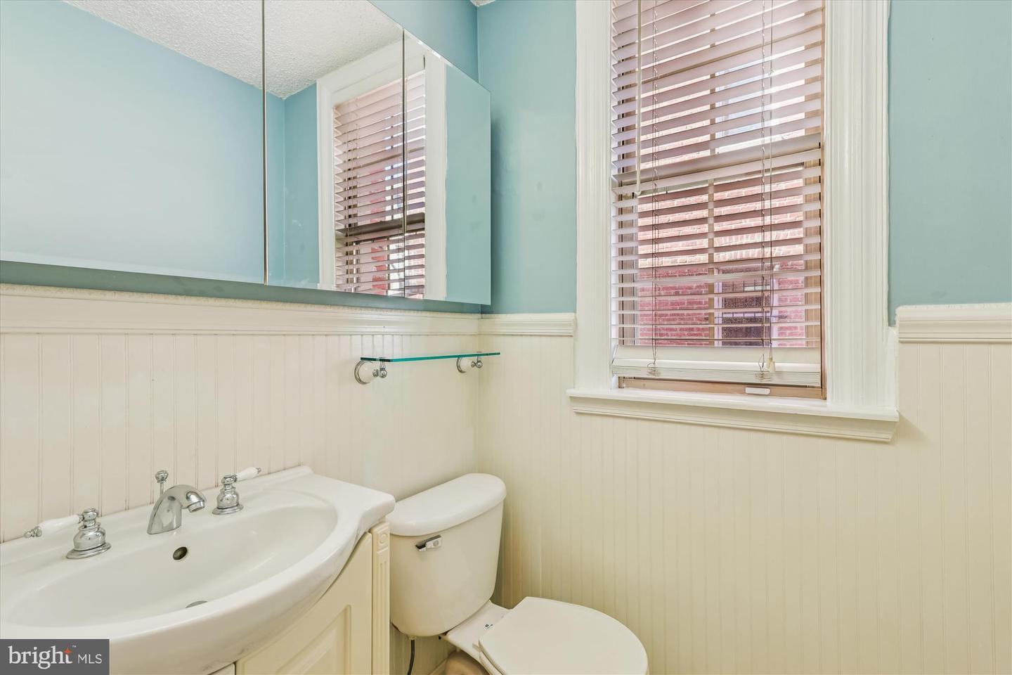 1401 COLUMBIA RD NW #209, WASHINGTON, District Of Columbia 20009, 1 Bedroom Bedrooms, ,1 BathroomBathrooms,Residential,For sale,1401 COLUMBIA RD NW #209,DCDC2227688 MLS # DCDC2227688