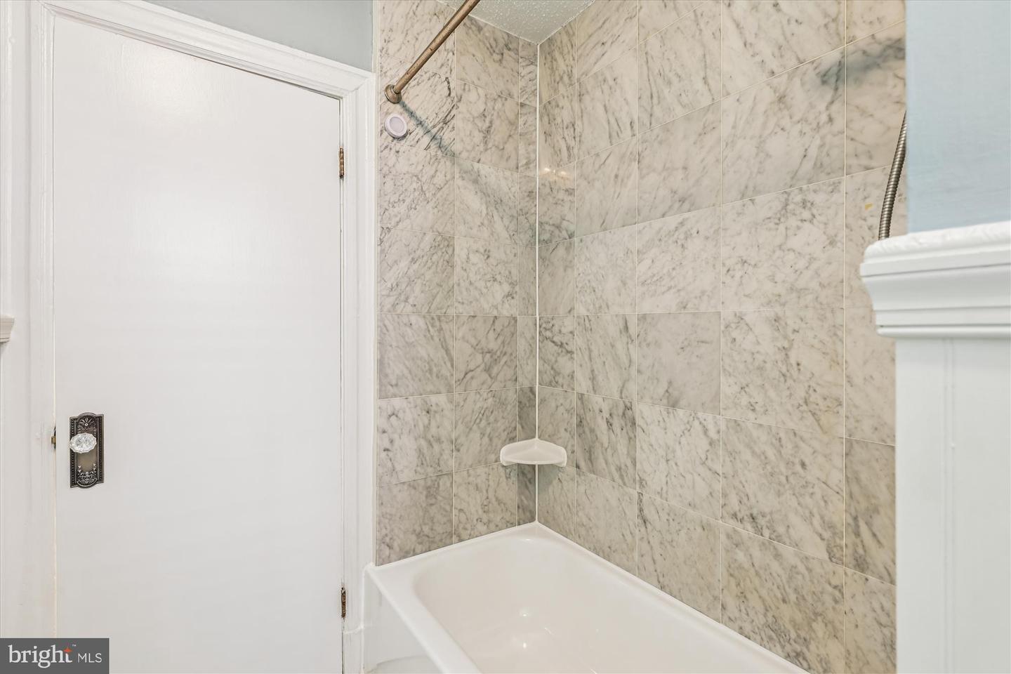 1401 COLUMBIA RD NW #209, WASHINGTON, District Of Columbia 20009, 1 Bedroom Bedrooms, ,1 BathroomBathrooms,Residential,For sale,1401 COLUMBIA RD NW #209,DCDC2227688 MLS # DCDC2227688