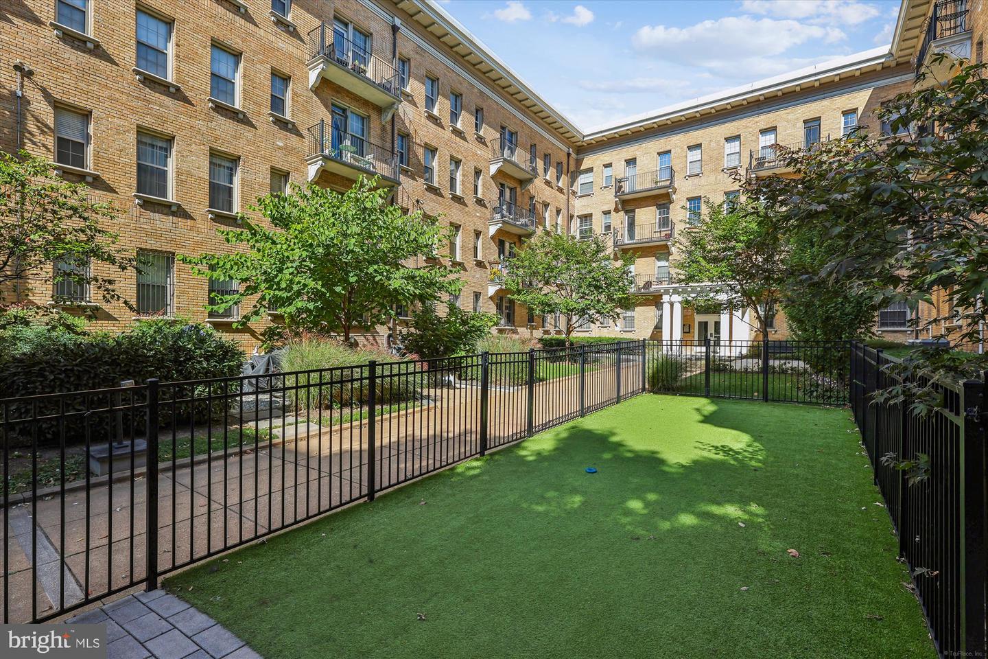 1401 COLUMBIA RD NW #209, WASHINGTON, District Of Columbia 20009, 1 Bedroom Bedrooms, ,1 BathroomBathrooms,Residential,For sale,1401 COLUMBIA RD NW #209,DCDC2227688 MLS # DCDC2227688