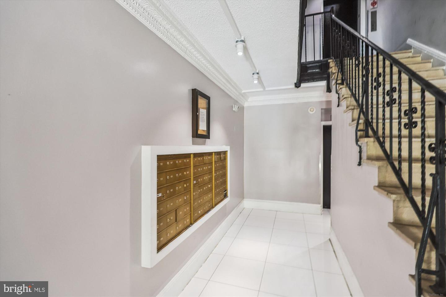 1401 COLUMBIA RD NW #209, WASHINGTON, District Of Columbia 20009, 1 Bedroom Bedrooms, ,1 BathroomBathrooms,Residential,For sale,1401 COLUMBIA RD NW #209,DCDC2227688 MLS # DCDC2227688
