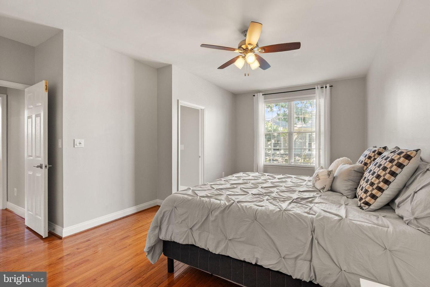 17680 GLASS RIDGE PL, GAINESVILLE, Virginia 20155, 3 Bedrooms Bedrooms, 6 Rooms Rooms,3 BathroomsBathrooms,Residential,For sale,17680 GLASS RIDGE PL,VAPW2106296 MLS # VAPW2106296