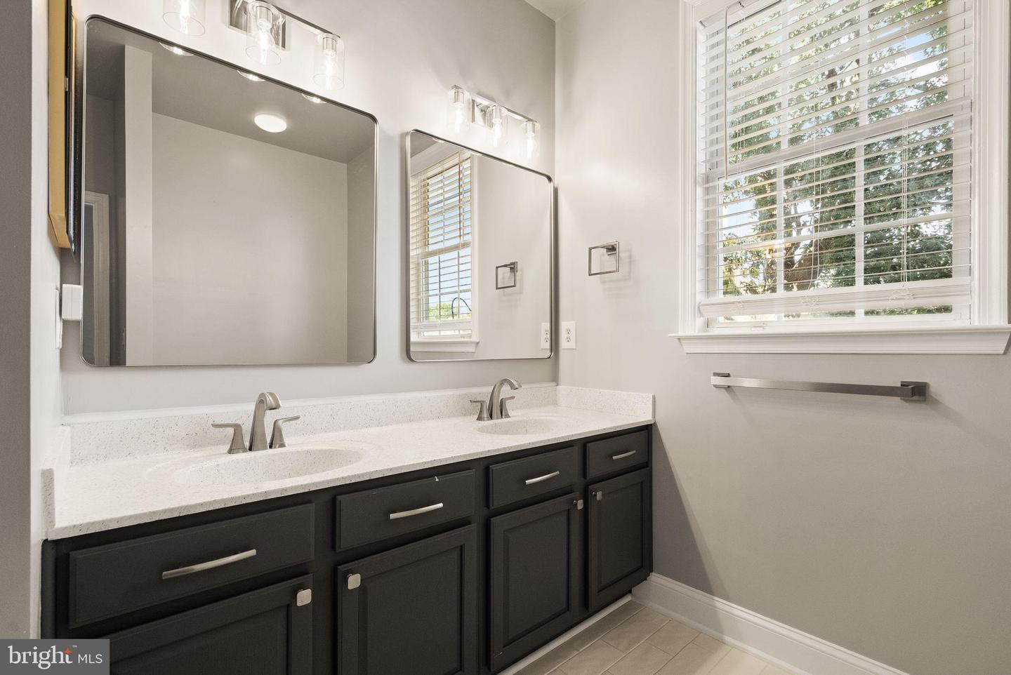 17680 GLASS RIDGE PL, GAINESVILLE, Virginia 20155, 3 Bedrooms Bedrooms, 6 Rooms Rooms,3 BathroomsBathrooms,Residential,For sale,17680 GLASS RIDGE PL,VAPW2106296 MLS # VAPW2106296