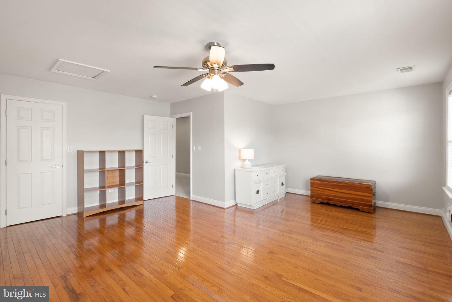 17680 GLASS RIDGE PL, GAINESVILLE, Virginia 20155, 3 Bedrooms Bedrooms, 6 Rooms Rooms,3 BathroomsBathrooms,Residential,For sale,17680 GLASS RIDGE PL,VAPW2106296 MLS # VAPW2106296