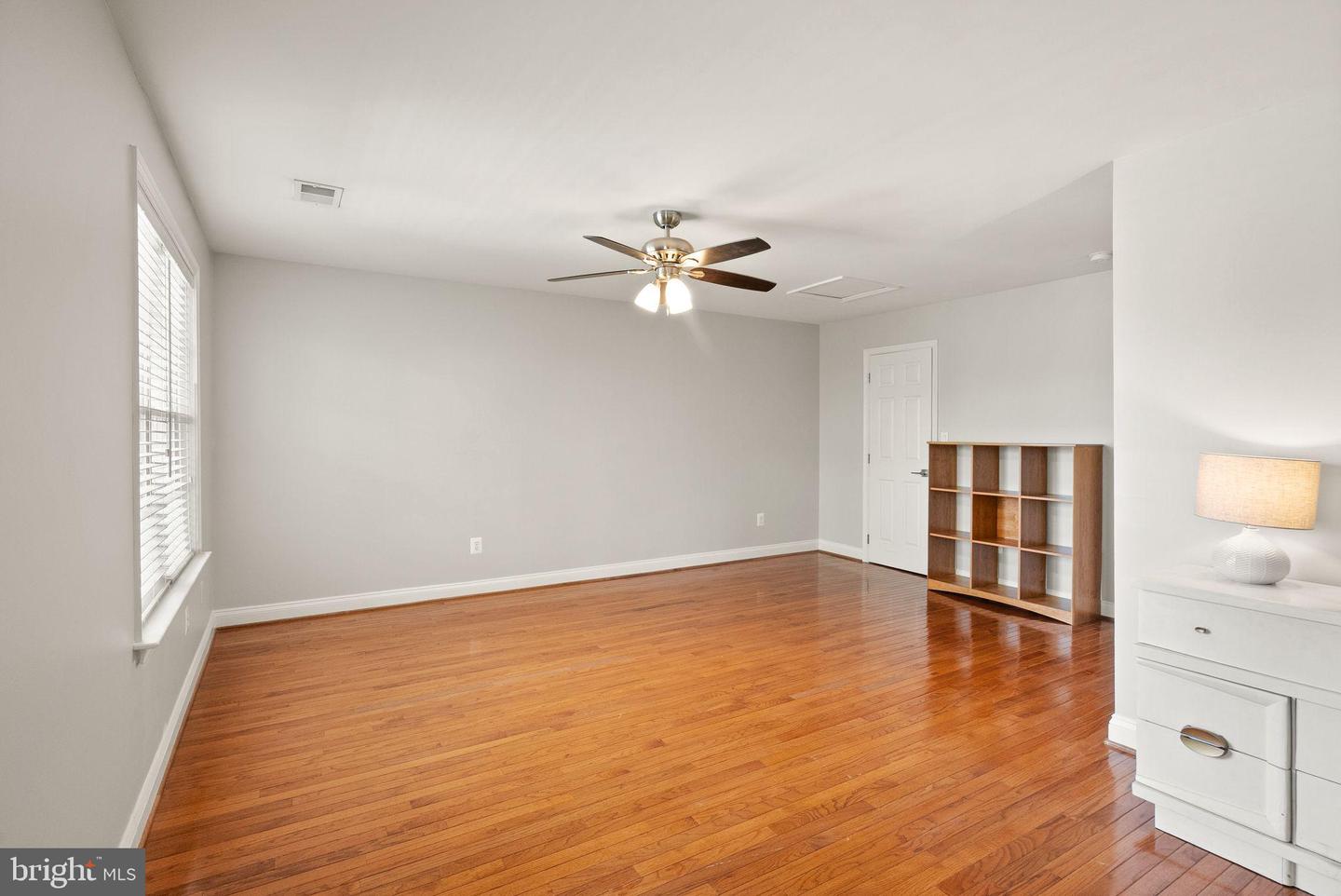 17680 GLASS RIDGE PL, GAINESVILLE, Virginia 20155, 3 Bedrooms Bedrooms, 6 Rooms Rooms,3 BathroomsBathrooms,Residential,For sale,17680 GLASS RIDGE PL,VAPW2106296 MLS # VAPW2106296