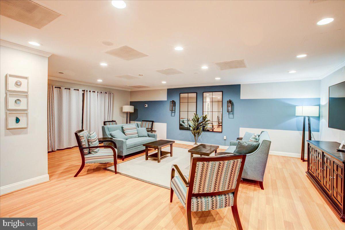 1225 MARTHA CUSTIS DR #715, ALEXANDRIA, Virginia 22302, 1 Bedroom Bedrooms, ,1 BathroomBathrooms,Residential,For sale,1225 MARTHA CUSTIS DR #715,VAAX2050998 MLS # VAAX2050998