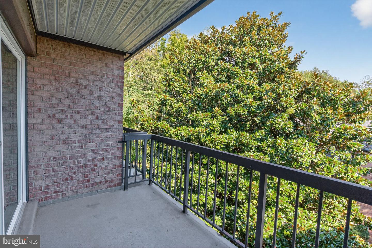 3107 BUCCANEER CT #202, FAIRFAX, Virginia 22031, 2 Bedrooms Bedrooms, ,2 BathroomsBathrooms,Residential,For sale,3107 BUCCANEER CT #202,VAFX2275142 MLS # VAFX2275142