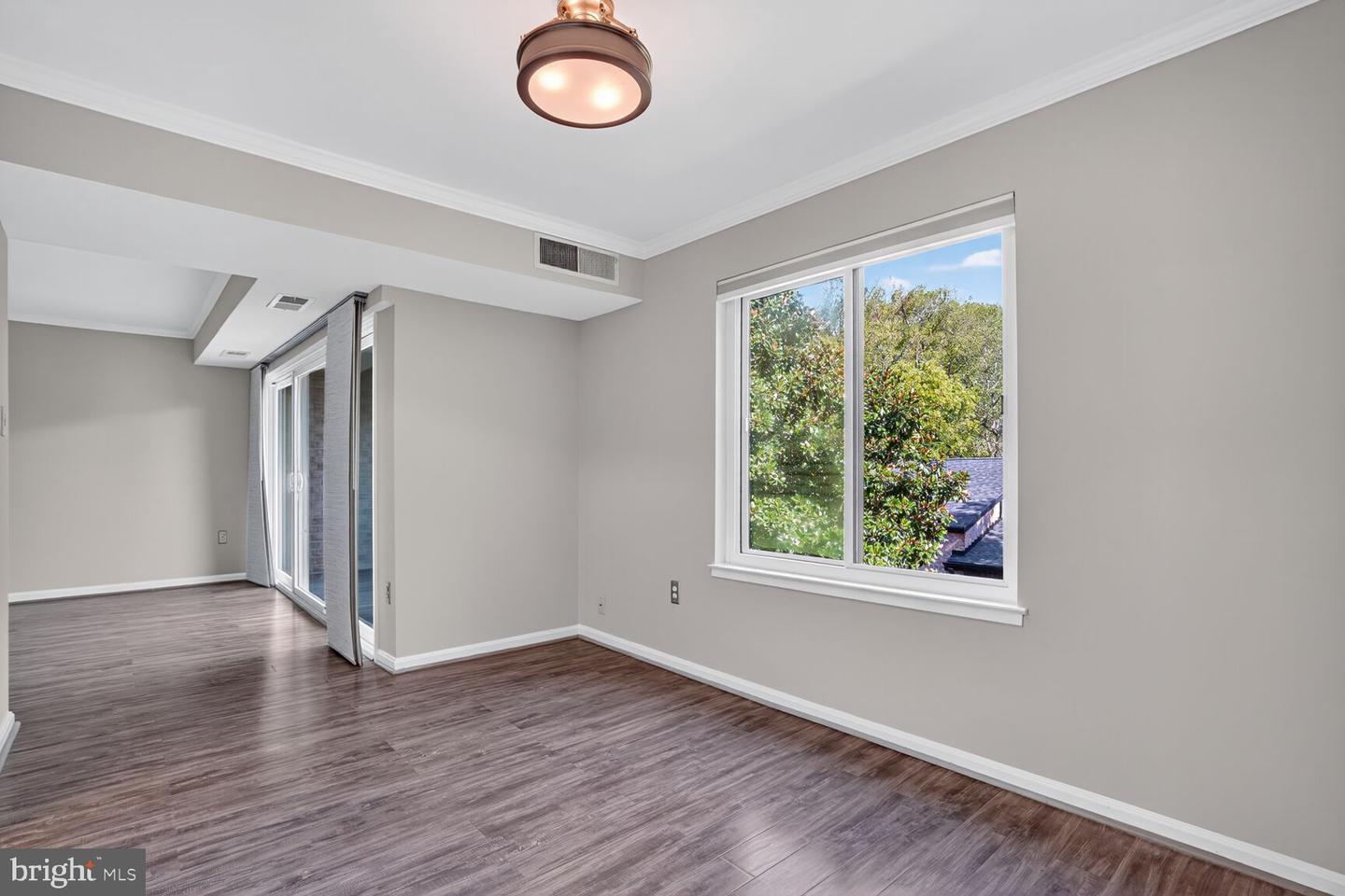 3107 BUCCANEER CT #202, FAIRFAX, Virginia 22031, 2 Bedrooms Bedrooms, ,2 BathroomsBathrooms,Residential,For sale,3107 BUCCANEER CT #202,VAFX2275142 MLS # VAFX2275142