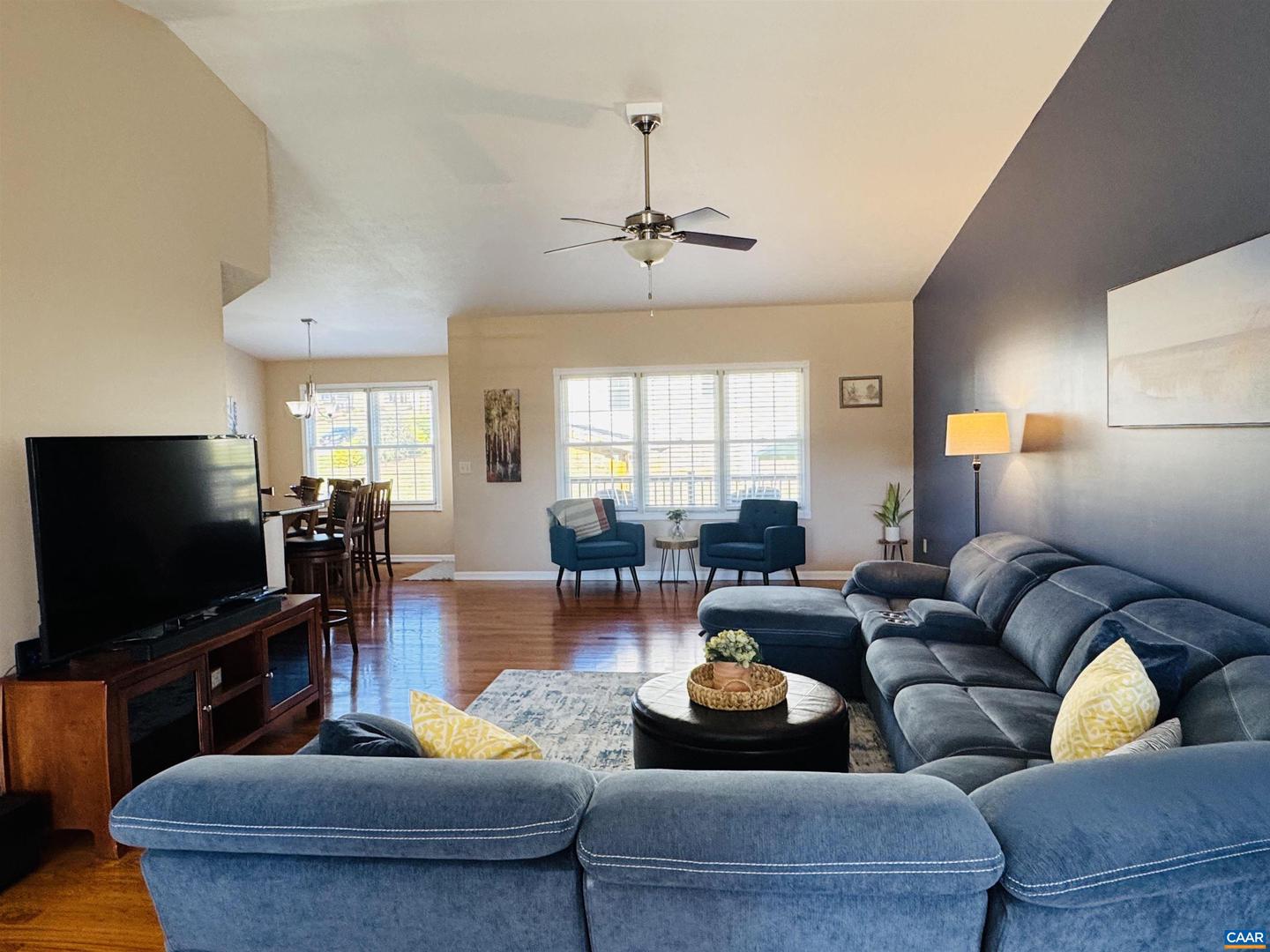 202 BARTLEY ST, DAYTON, Virginia 22821, 4 Bedrooms Bedrooms, ,2 BathroomsBathrooms,Residential,For sale,202 BARTLEY ST,670162 MLS # 670162