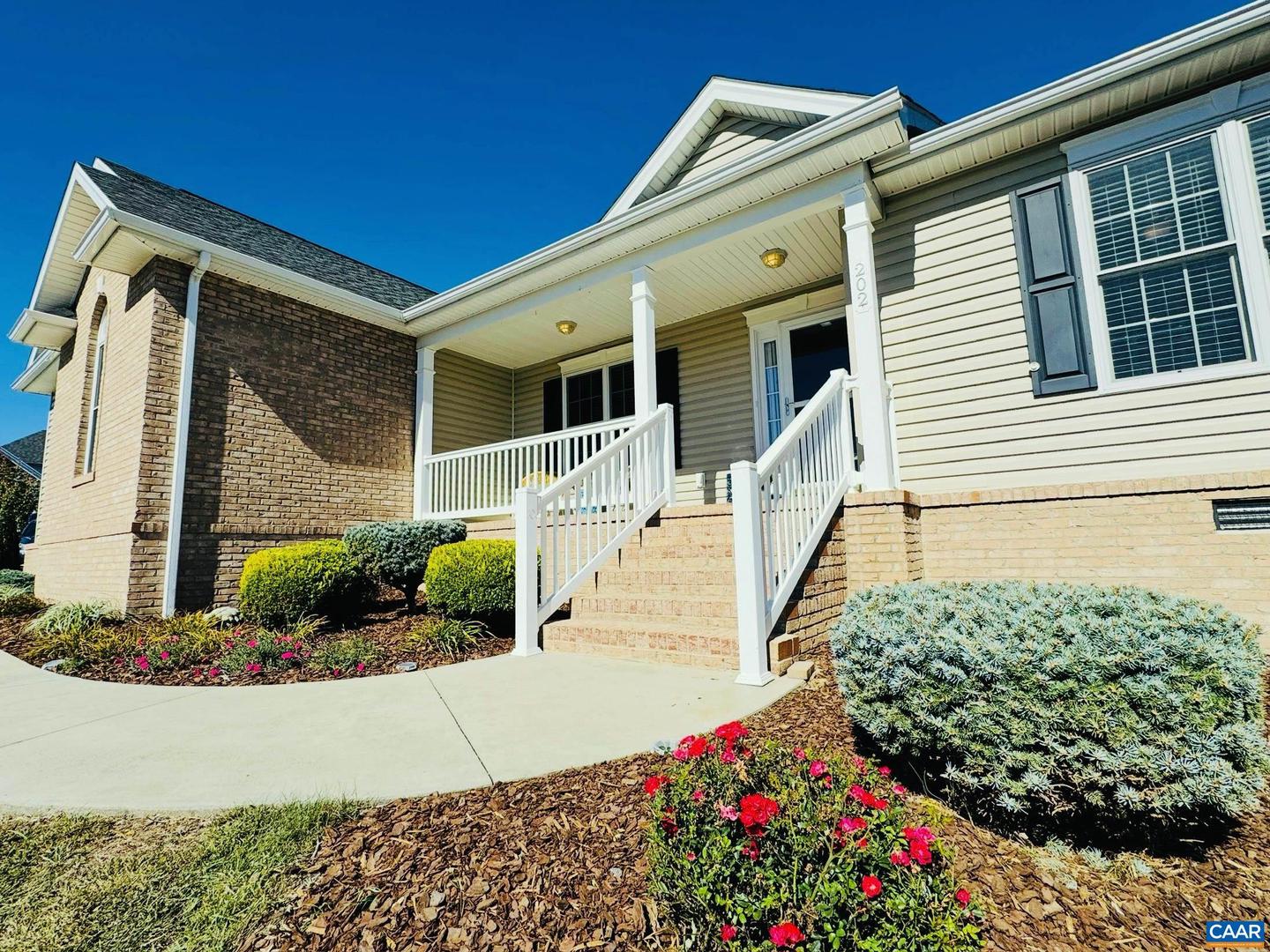 202 BARTLEY ST, DAYTON, Virginia 22821, 4 Bedrooms Bedrooms, ,2 BathroomsBathrooms,Residential,For sale,202 BARTLEY ST,670162 MLS # 670162