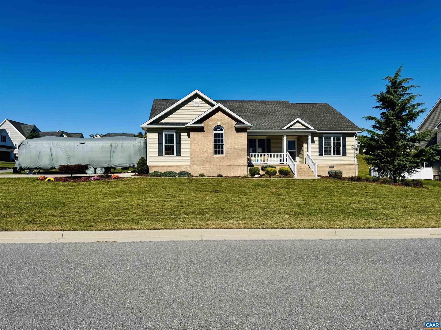 202 BARTLEY ST, DAYTON, Virginia 22821, 4 Bedrooms Bedrooms, ,2 BathroomsBathrooms,Residential,For sale,202 BARTLEY ST,670162 MLS # 670162