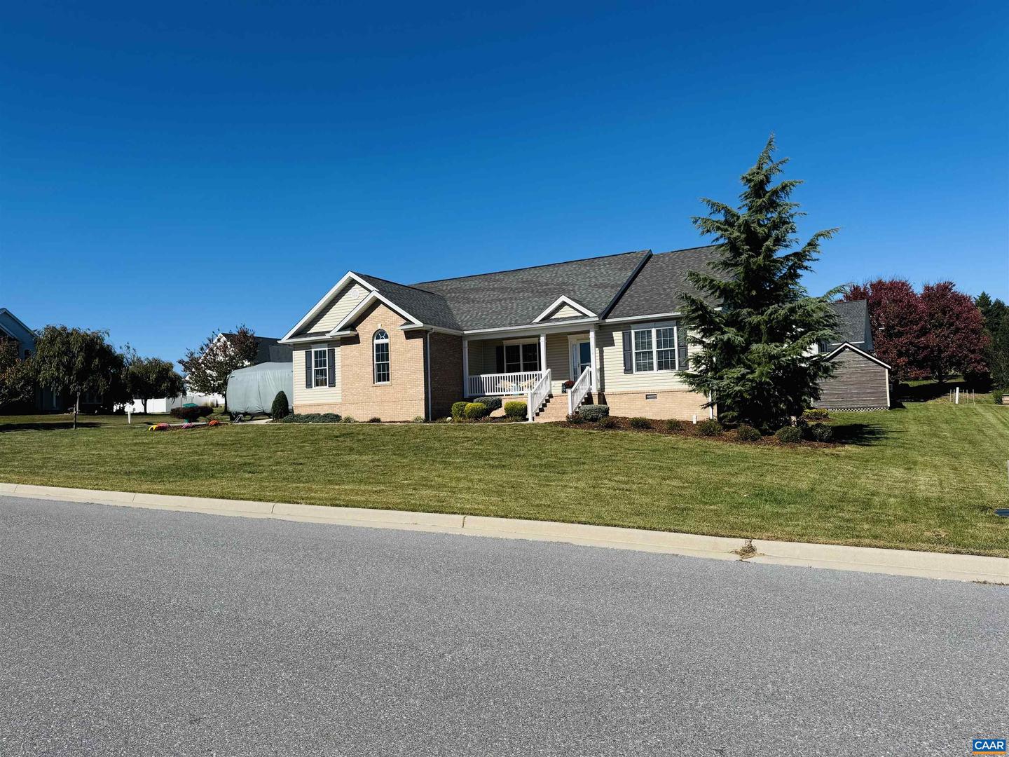 202 BARTLEY ST, DAYTON, Virginia 22821, 4 Bedrooms Bedrooms, ,2 BathroomsBathrooms,Residential,For sale,202 BARTLEY ST,670162 MLS # 670162