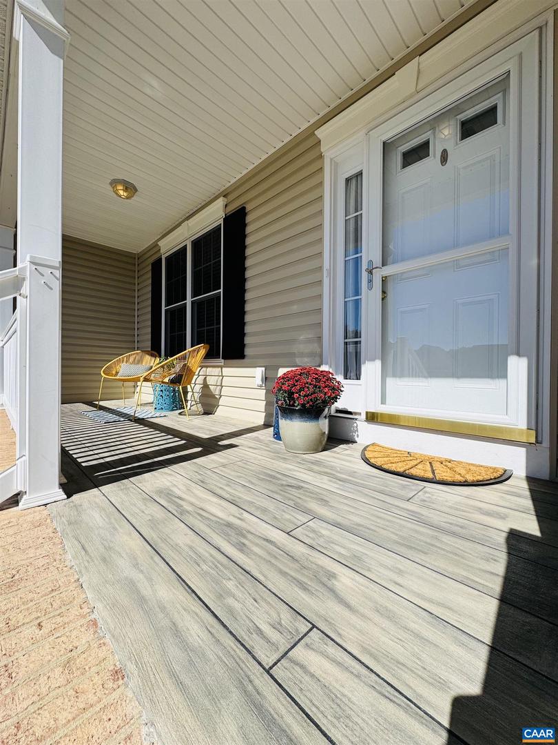 202 BARTLEY ST, DAYTON, Virginia 22821, 4 Bedrooms Bedrooms, ,2 BathroomsBathrooms,Residential,For sale,202 BARTLEY ST,670162 MLS # 670162