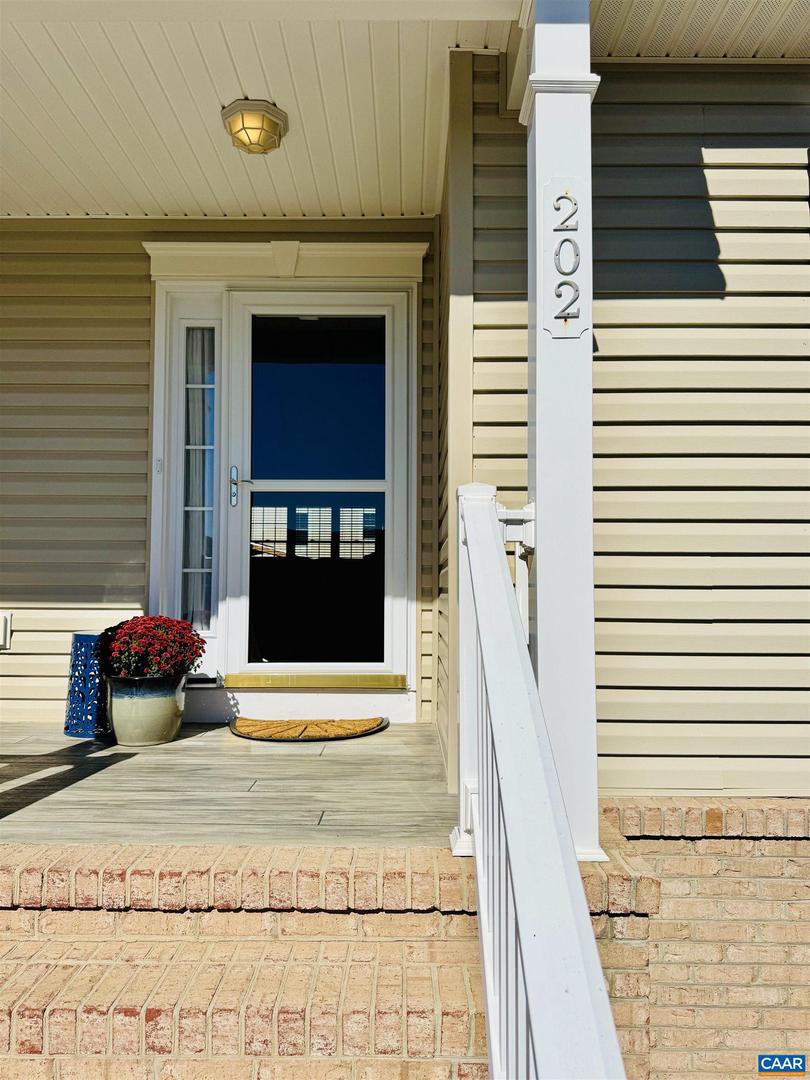 202 BARTLEY ST, DAYTON, Virginia 22821, 4 Bedrooms Bedrooms, ,2 BathroomsBathrooms,Residential,For sale,202 BARTLEY ST,670162 MLS # 670162