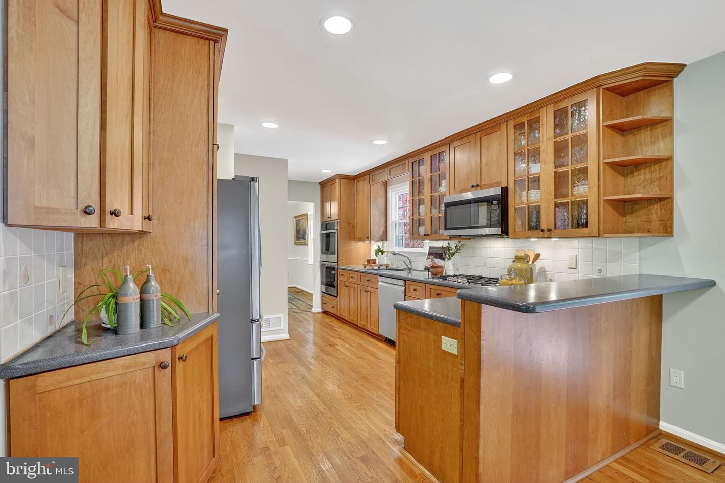 7209 RESERVATION DR, SPRINGFIELD, Virginia 22153, 4 Bedrooms Bedrooms, ,2 BathroomsBathrooms,Residential,For sale,7209 RESERVATION DR,VAFX2275158 MLS # VAFX2275158