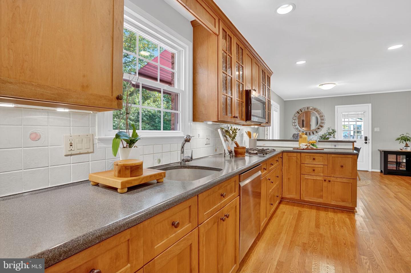7209 RESERVATION DR, SPRINGFIELD, Virginia 22153, 4 Bedrooms Bedrooms, ,2 BathroomsBathrooms,Residential,For sale,7209 RESERVATION DR,VAFX2275158 MLS # VAFX2275158