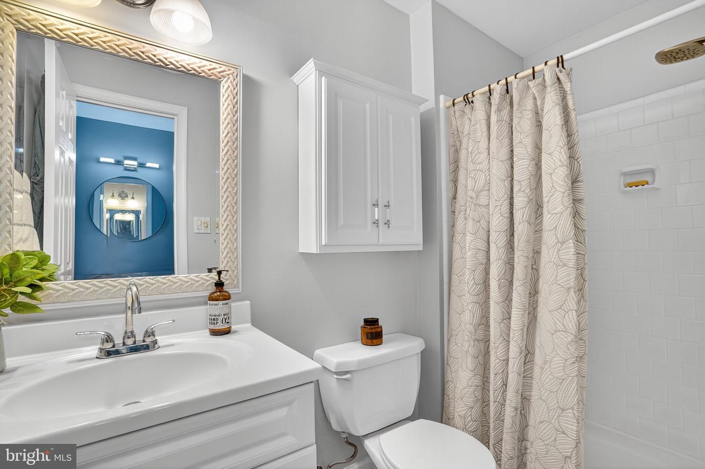 7209 RESERVATION DR, SPRINGFIELD, Virginia 22153, 4 Bedrooms Bedrooms, ,2 BathroomsBathrooms,Residential,For sale,7209 RESERVATION DR,VAFX2275158 MLS # VAFX2275158
