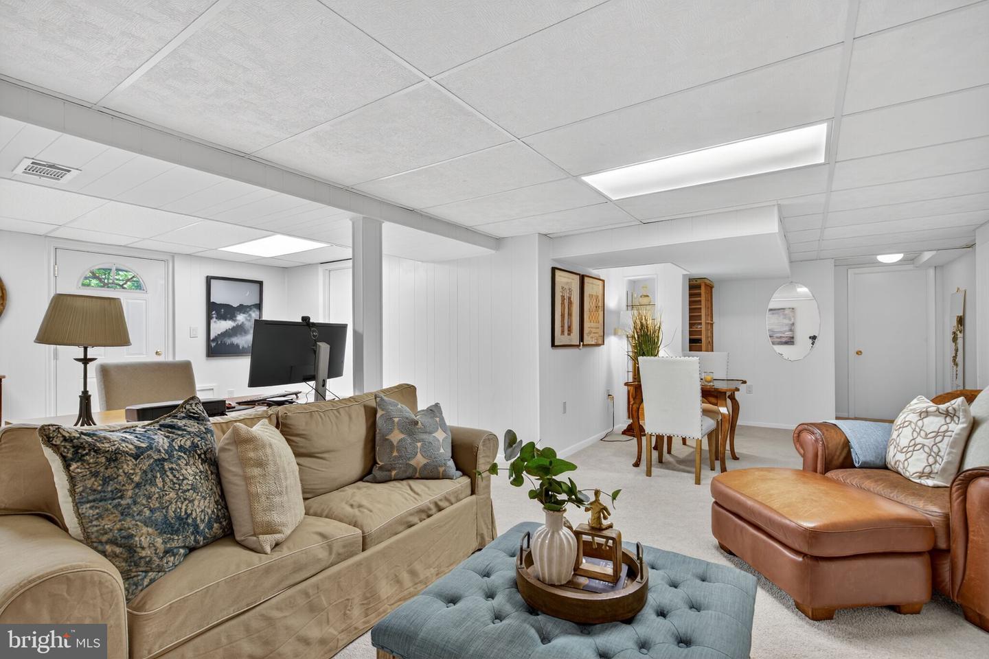 7209 RESERVATION DR, SPRINGFIELD, Virginia 22153, 4 Bedrooms Bedrooms, ,2 BathroomsBathrooms,Residential,For sale,7209 RESERVATION DR,VAFX2275158 MLS # VAFX2275158
