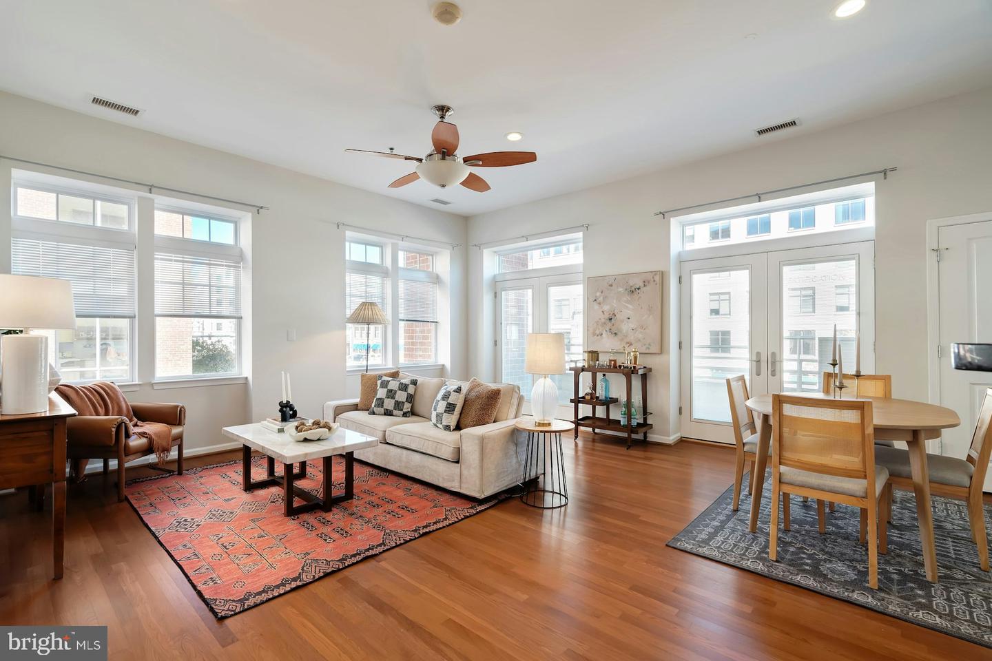 309 HOLLAND LN #126, ALEXANDRIA, Virginia 22314, 2 Bedrooms Bedrooms, ,2 BathroomsBathrooms,Residential,For sale,309 HOLLAND LN #126,VAAX2051008 MLS # VAAX2051008