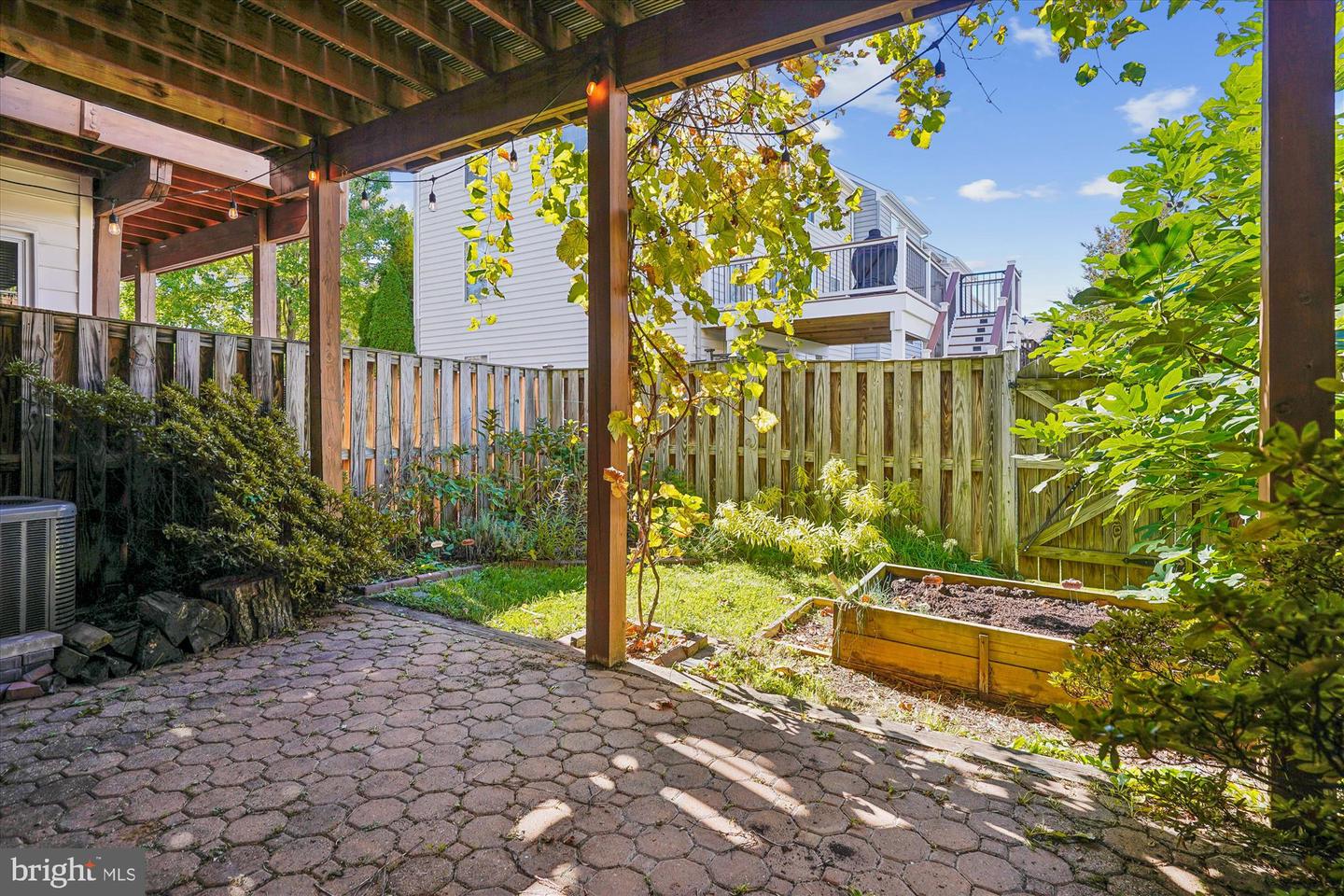 6149 CILANTRO DR, ALEXANDRIA, Virginia 22310, 3 Bedrooms Bedrooms, ,2 BathroomsBathrooms,Residential,For sale,6149 CILANTRO DR,VAFX2275200 MLS # VAFX2275200