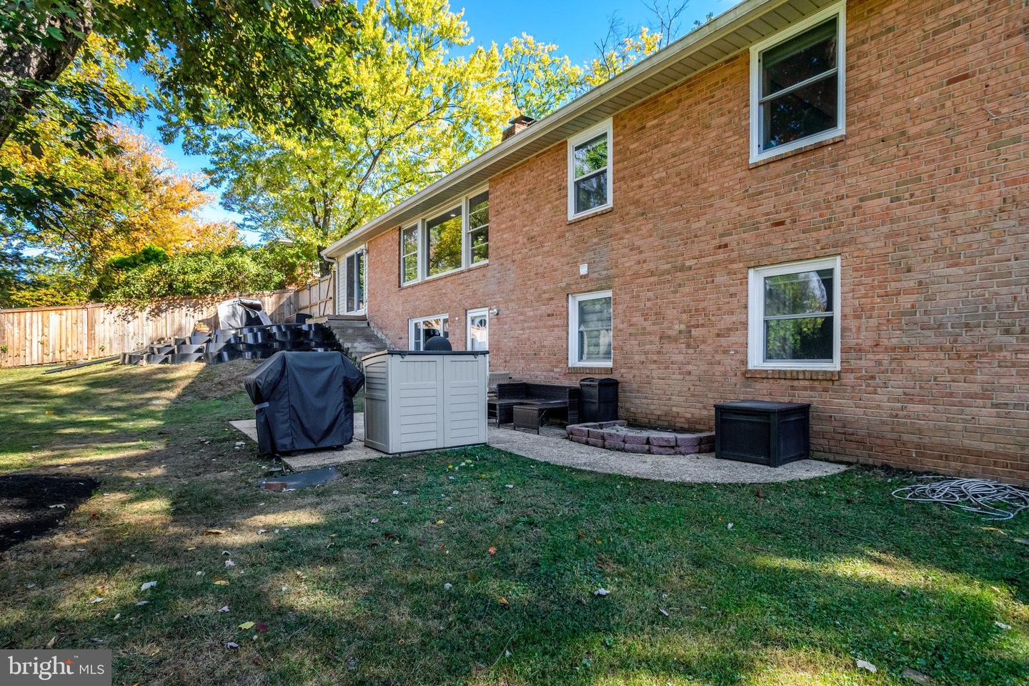 7836 ANSON CT, SPRINGFIELD, Virginia 22152, 6 Bedrooms Bedrooms, ,3 BathroomsBathrooms,Residential,For sale,7836 ANSON CT,VAFX2275220 MLS # VAFX2275220