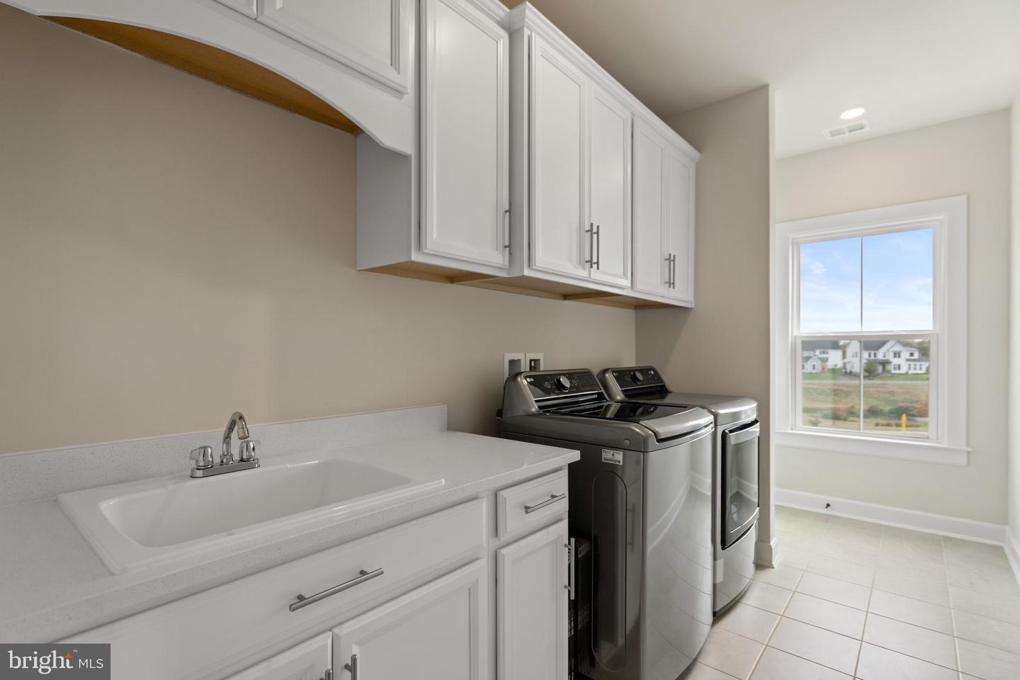 23653 HORSE BARN LN, ALDIE, Virginia 20105, 6 Bedrooms Bedrooms, ,5 BathroomsBathrooms,Residential,For sale,23653 HORSE BARN LN,VALO2109268 MLS # VALO2109268