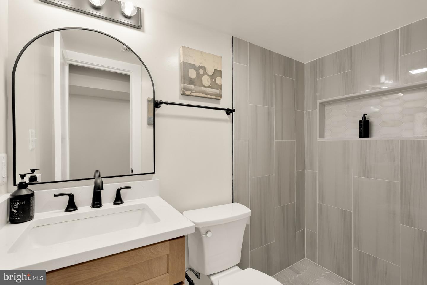 5331 42ND ST NW, WASHINGTON, District Of Columbia 20015, 4 Bedrooms Bedrooms, ,3 BathroomsBathrooms,Residential,For sale,5331 42ND ST NW,DCDC2227728 MLS # DCDC2227728