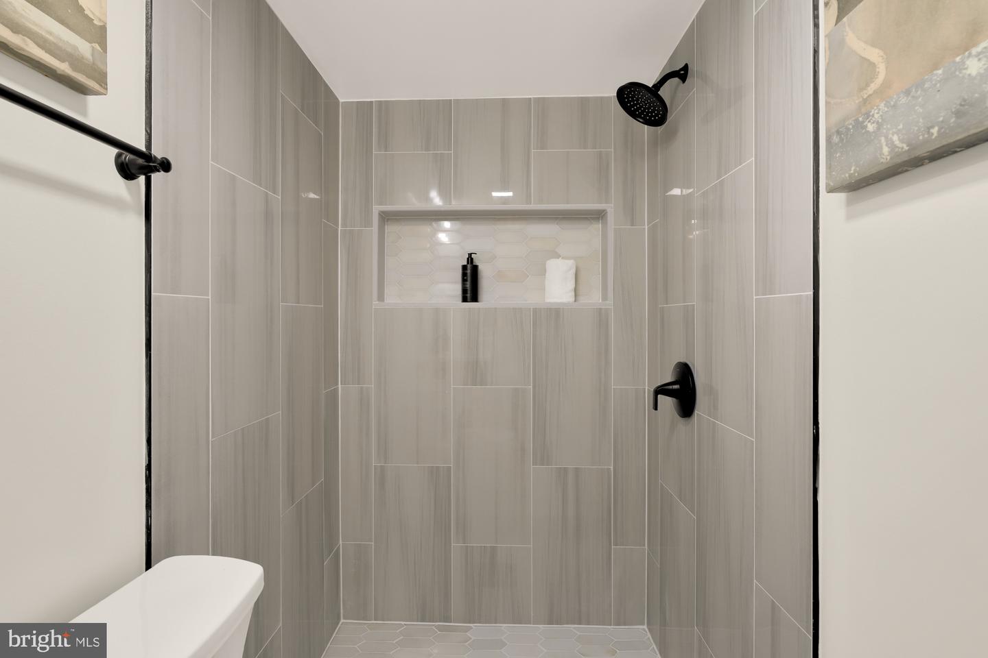 5331 42ND ST NW, WASHINGTON, District Of Columbia 20015, 4 Bedrooms Bedrooms, ,3 BathroomsBathrooms,Residential,For sale,5331 42ND ST NW,DCDC2227728 MLS # DCDC2227728