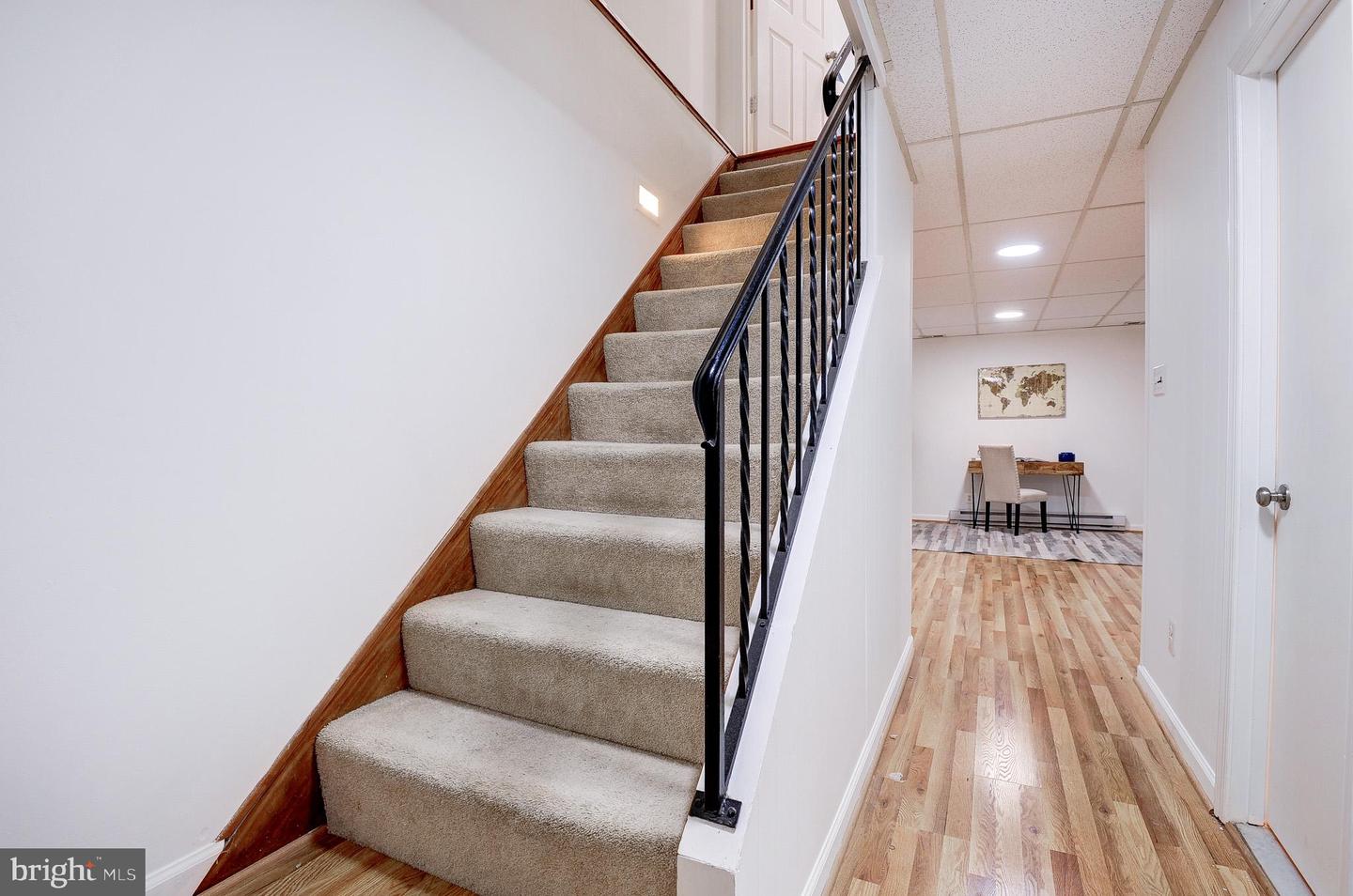 2318 WHEYSTONE CT, VIENNA, Virginia 22182, 4 Bedrooms Bedrooms, ,3 BathroomsBathrooms,Residential,For sale,2318 WHEYSTONE CT,VAFX2275194 MLS # VAFX2275194