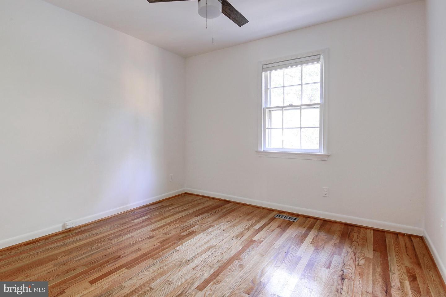 2318 WHEYSTONE CT, VIENNA, Virginia 22182, 4 Bedrooms Bedrooms, ,3 BathroomsBathrooms,Residential,For sale,2318 WHEYSTONE CT,VAFX2275194 MLS # VAFX2275194