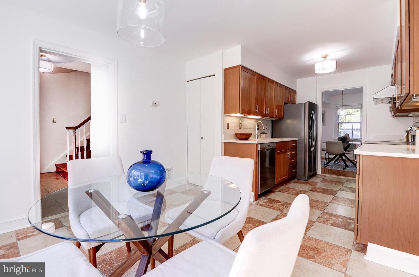 2318 WHEYSTONE CT, VIENNA, Virginia 22182, 4 Bedrooms Bedrooms, ,3 BathroomsBathrooms,Residential,For sale,2318 WHEYSTONE CT,VAFX2275194 MLS # VAFX2275194