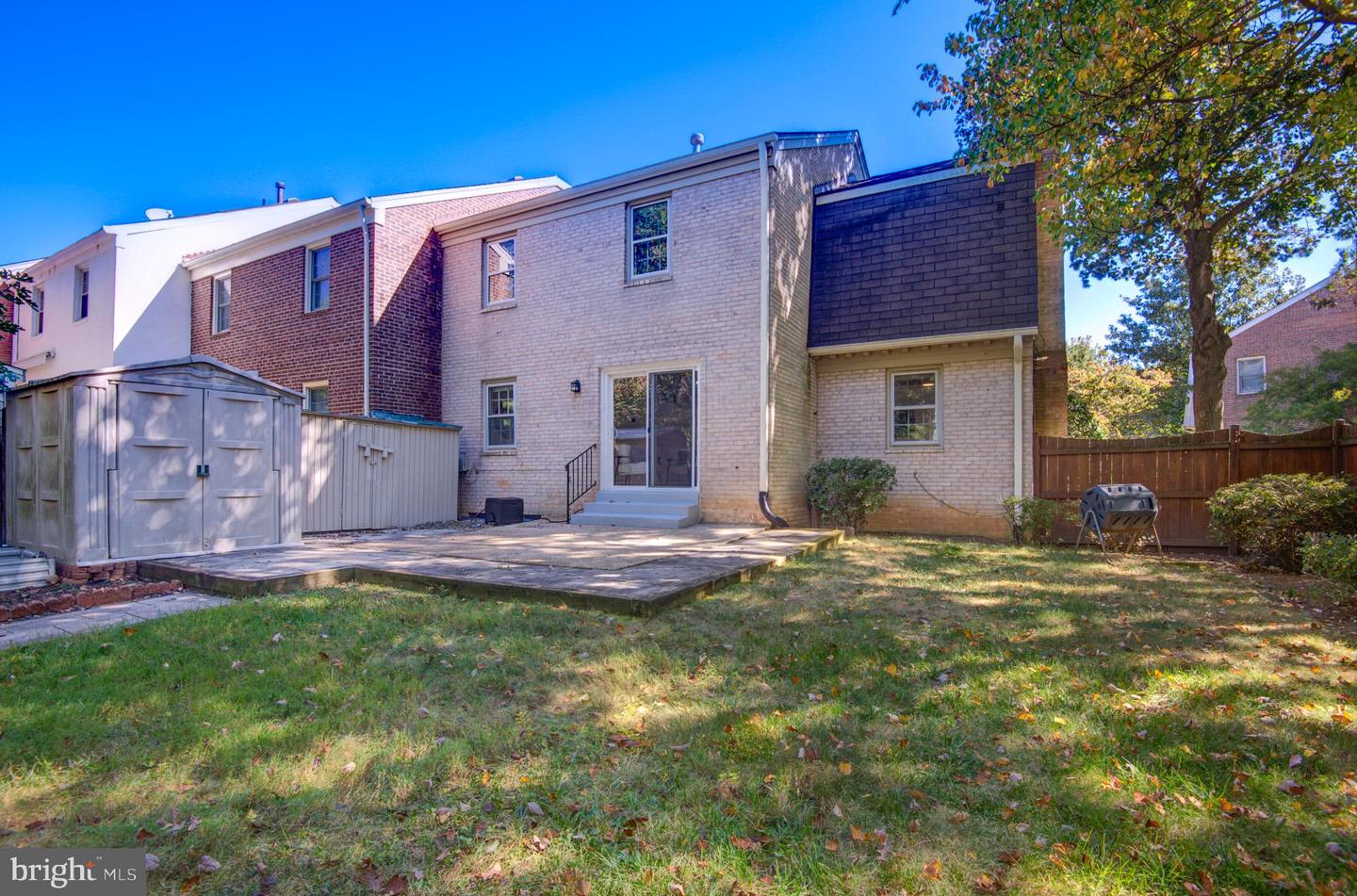 2318 WHEYSTONE CT, VIENNA, Virginia 22182, 4 Bedrooms Bedrooms, ,3 BathroomsBathrooms,Residential,For sale,2318 WHEYSTONE CT,VAFX2275194 MLS # VAFX2275194