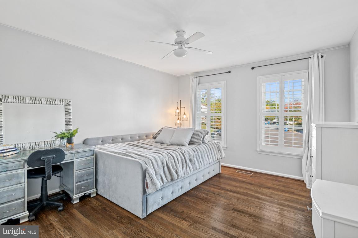 20945 RUBLES MILL CT, ASHBURN, Virginia 20147, 4 Bedrooms Bedrooms, ,3 BathroomsBathrooms,Residential,For sale,20945 RUBLES MILL CT,VALO2109242 MLS # VALO2109242