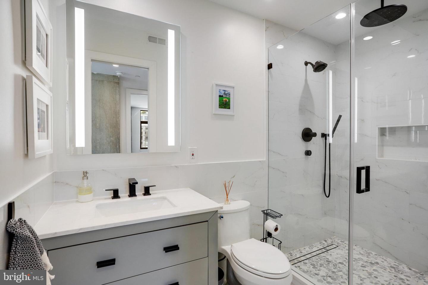 1000 NEW JERSEY AVE SE #1020, WASHINGTON, District Of Columbia 20003, 2 Bedrooms Bedrooms, ,2 BathroomsBathrooms,Residential,For sale,1000 NEW JERSEY AVE SE #1020,DCDC2227764 MLS # DCDC2227764