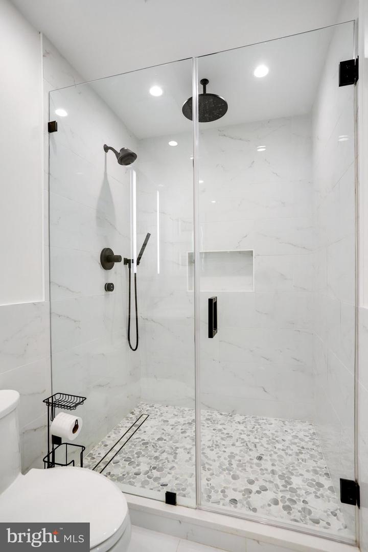 1000 NEW JERSEY AVE SE #1020, WASHINGTON, District Of Columbia 20003, 2 Bedrooms Bedrooms, ,2 BathroomsBathrooms,Residential,For sale,1000 NEW JERSEY AVE SE #1020,DCDC2227764 MLS # DCDC2227764