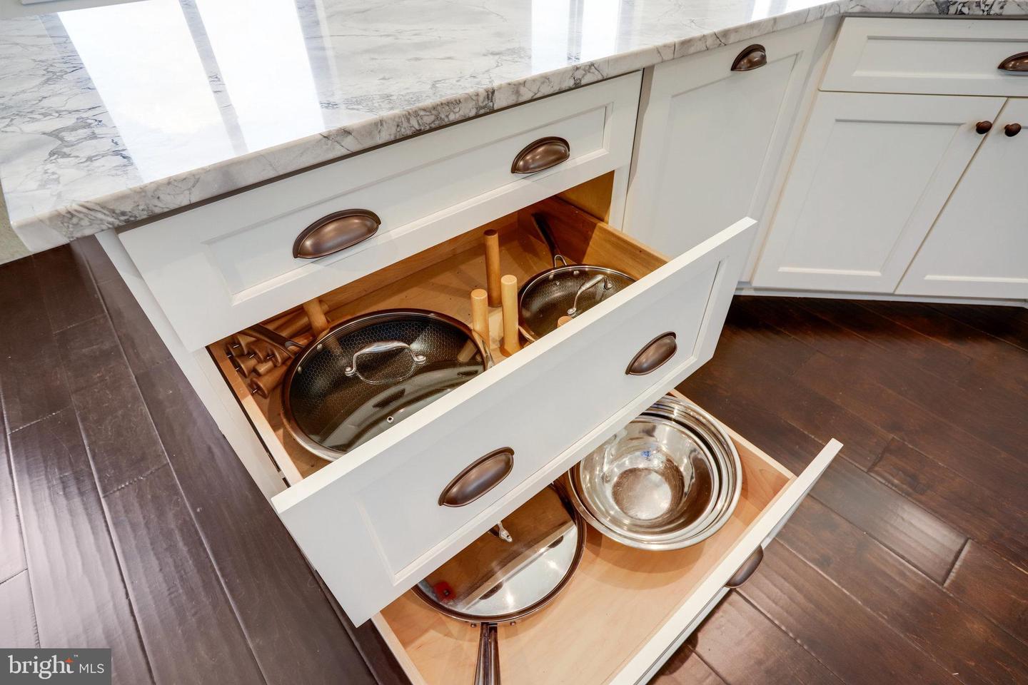 1000 NEW JERSEY AVE SE #1020, WASHINGTON, District Of Columbia 20003, 2 Bedrooms Bedrooms, ,2 BathroomsBathrooms,Residential,For sale,1000 NEW JERSEY AVE SE #1020,DCDC2227764 MLS # DCDC2227764