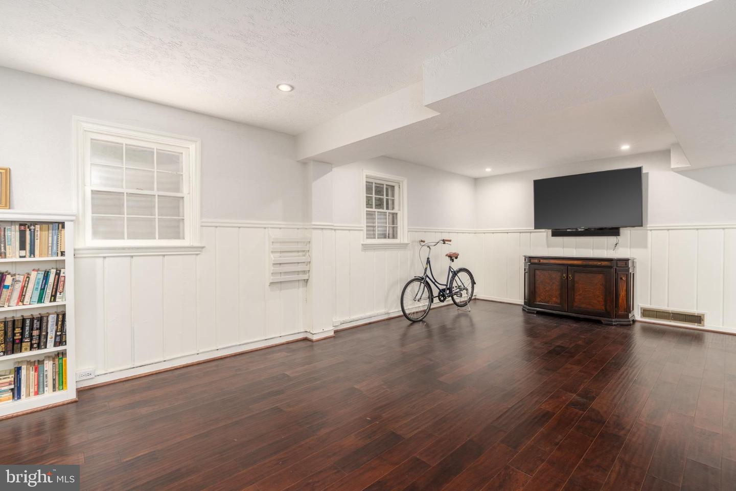 4920 PALISADE LN NW, WASHINGTON, District Of Columbia 20016, 6 Bedrooms Bedrooms, 22 Rooms Rooms,5 BathroomsBathrooms,Residential,For sale,4920 PALISADE LN NW,DCDC2227770 MLS # DCDC2227770