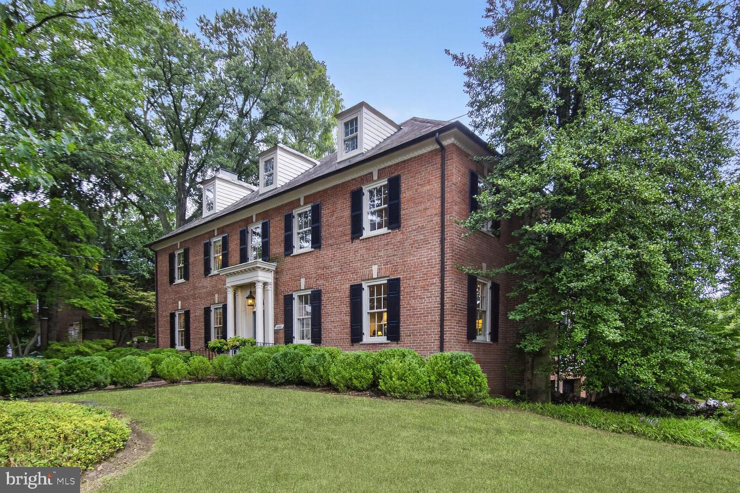 4920 PALISADE LN NW, WASHINGTON, District Of Columbia 20016, 6 Bedrooms Bedrooms, 22 Rooms Rooms,5 BathroomsBathrooms,Residential,For sale,4920 PALISADE LN NW,DCDC2227770 MLS # DCDC2227770