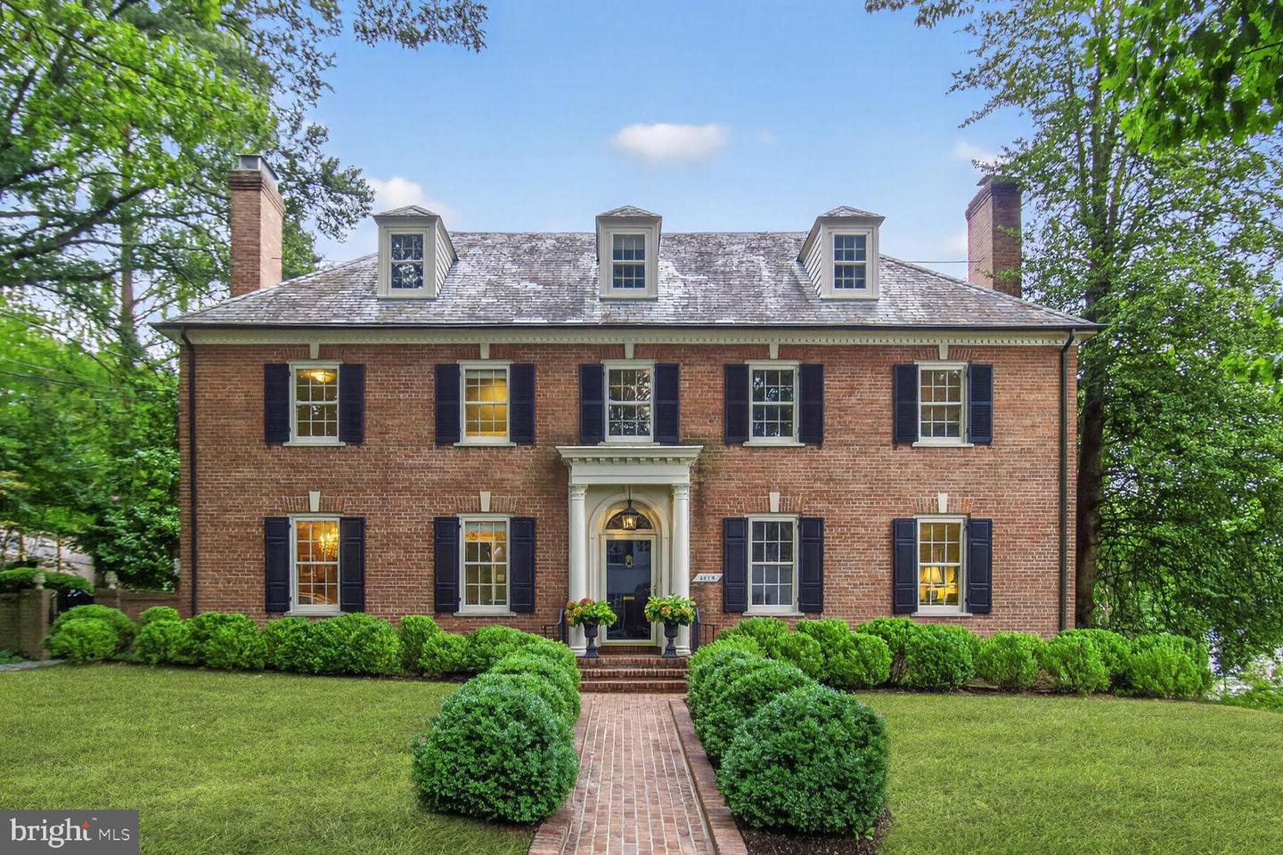 4920 PALISADE LN NW, WASHINGTON, District Of Columbia 20016, 6 Bedrooms Bedrooms, 22 Rooms Rooms,5 BathroomsBathrooms,Residential,For sale,4920 PALISADE LN NW,DCDC2227770 MLS # DCDC2227770