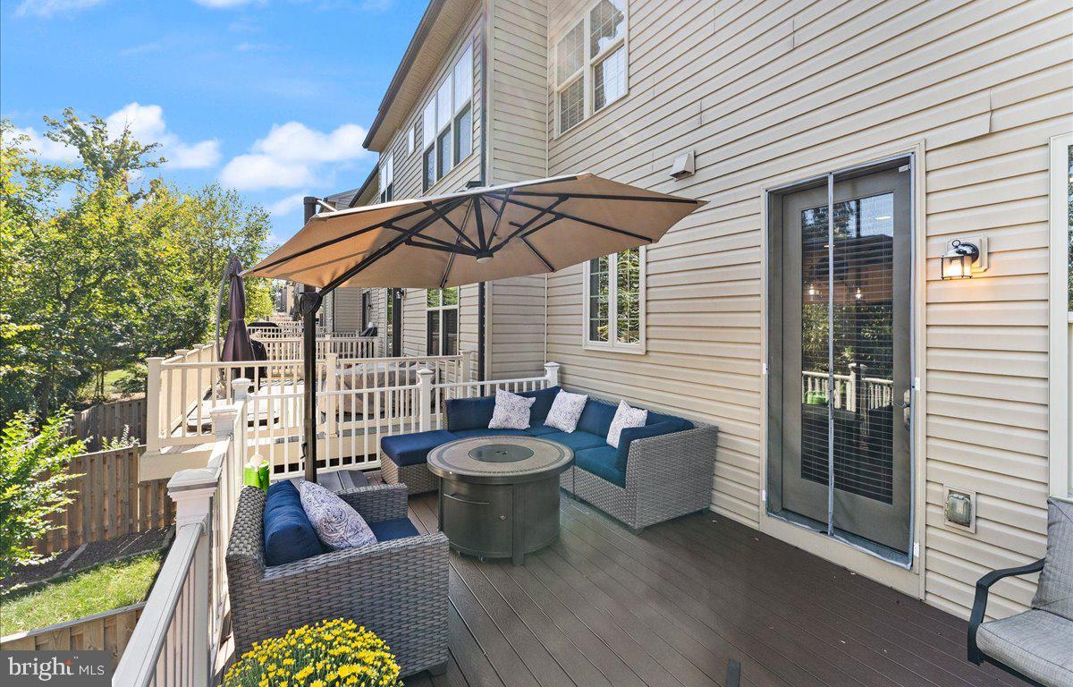 6617 BARTRAMS FOREST LN, HAYMARKET, Virginia 20169, 3 Bedrooms Bedrooms, ,2 BathroomsBathrooms,Residential,For sale,6617 BARTRAMS FOREST LN,VAPW2106328 MLS # VAPW2106328