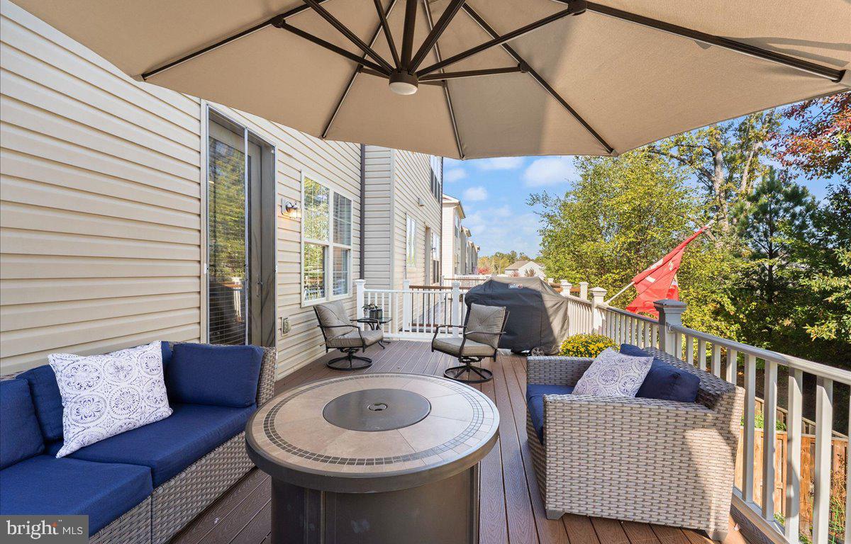 6617 BARTRAMS FOREST LN, HAYMARKET, Virginia 20169, 3 Bedrooms Bedrooms, ,2 BathroomsBathrooms,Residential,For sale,6617 BARTRAMS FOREST LN,VAPW2106328 MLS # VAPW2106328