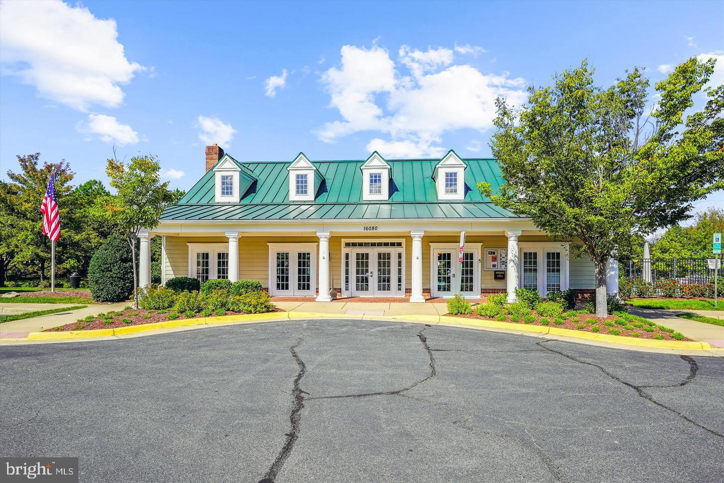 6617 BARTRAMS FOREST LN, HAYMARKET, Virginia 20169, 3 Bedrooms Bedrooms, ,2 BathroomsBathrooms,Residential,For sale,6617 BARTRAMS FOREST LN,VAPW2106328 MLS # VAPW2106328