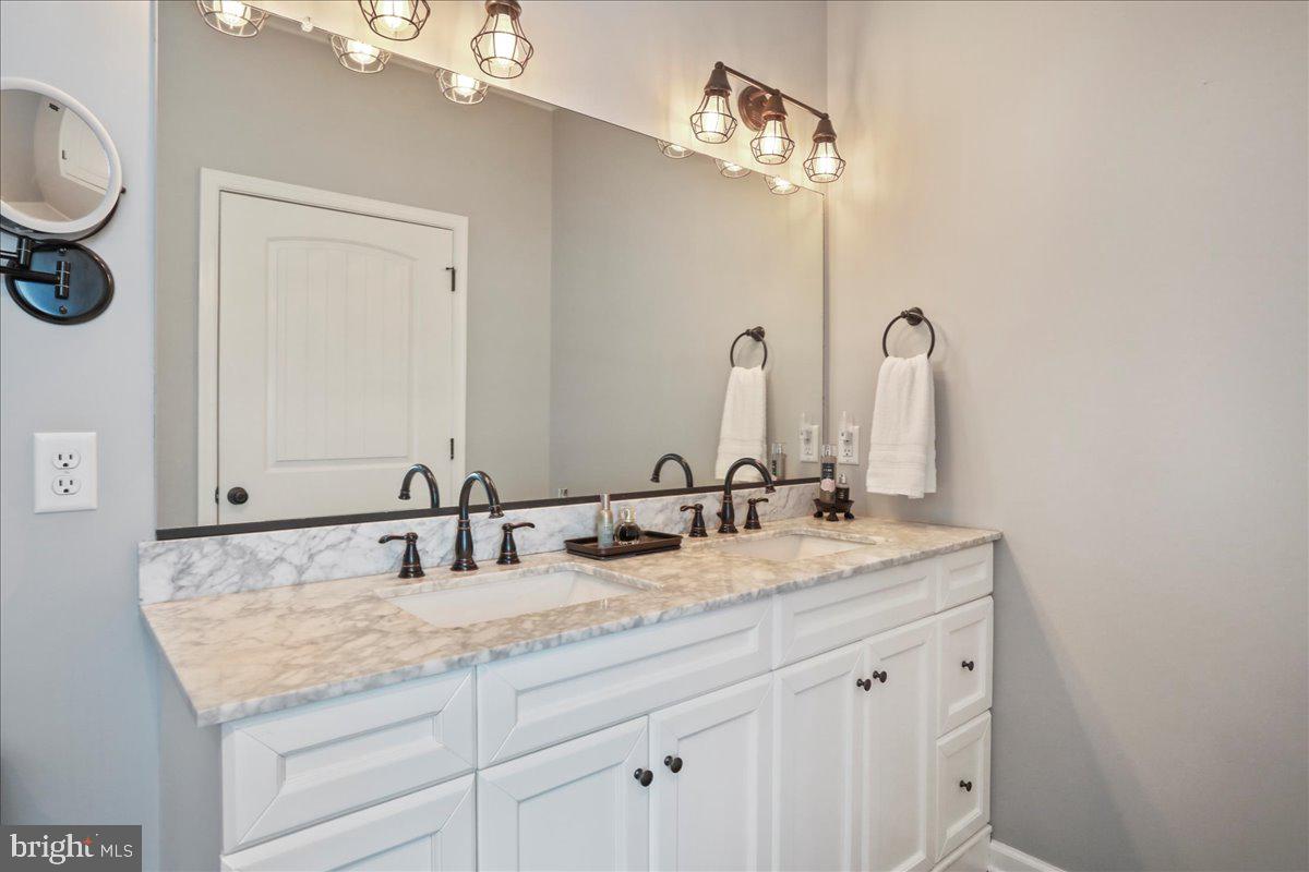 115 BEAUREGARD DR, STAUNTON, Virginia 24401, 3 Bedrooms Bedrooms, ,2 BathroomsBathrooms,Residential,For sale,115 BEAUREGARD DR,VASC2000738 MLS # VASC2000738